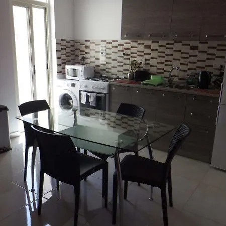 Pensjonat Carmen Flat - Rue D' Argens