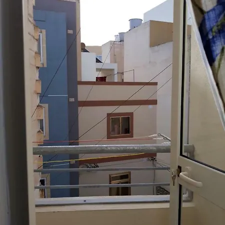 Pensjonat Carmen Flat - Rue D' Argens Gzira